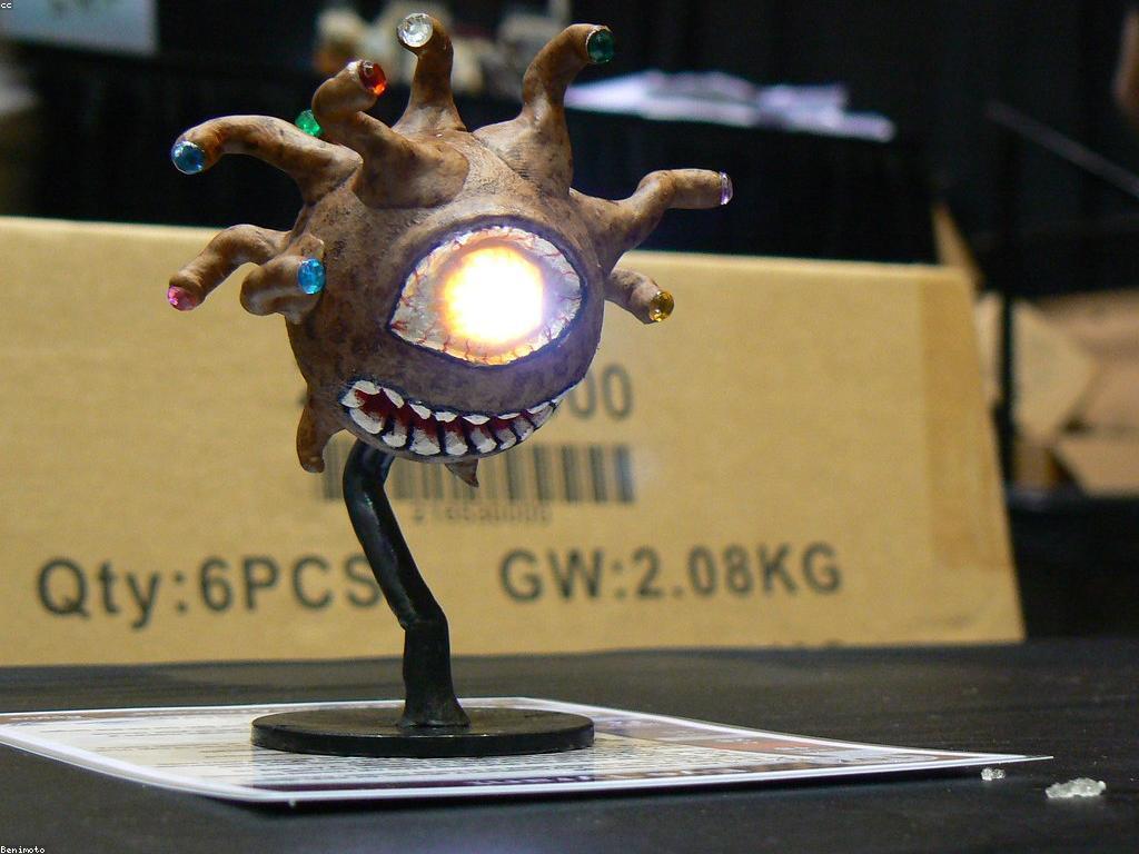 មហាសហគមន៍ហ្គេមអនឡាញ: ការតស៊ូ និងគ្នាទៅមុខ